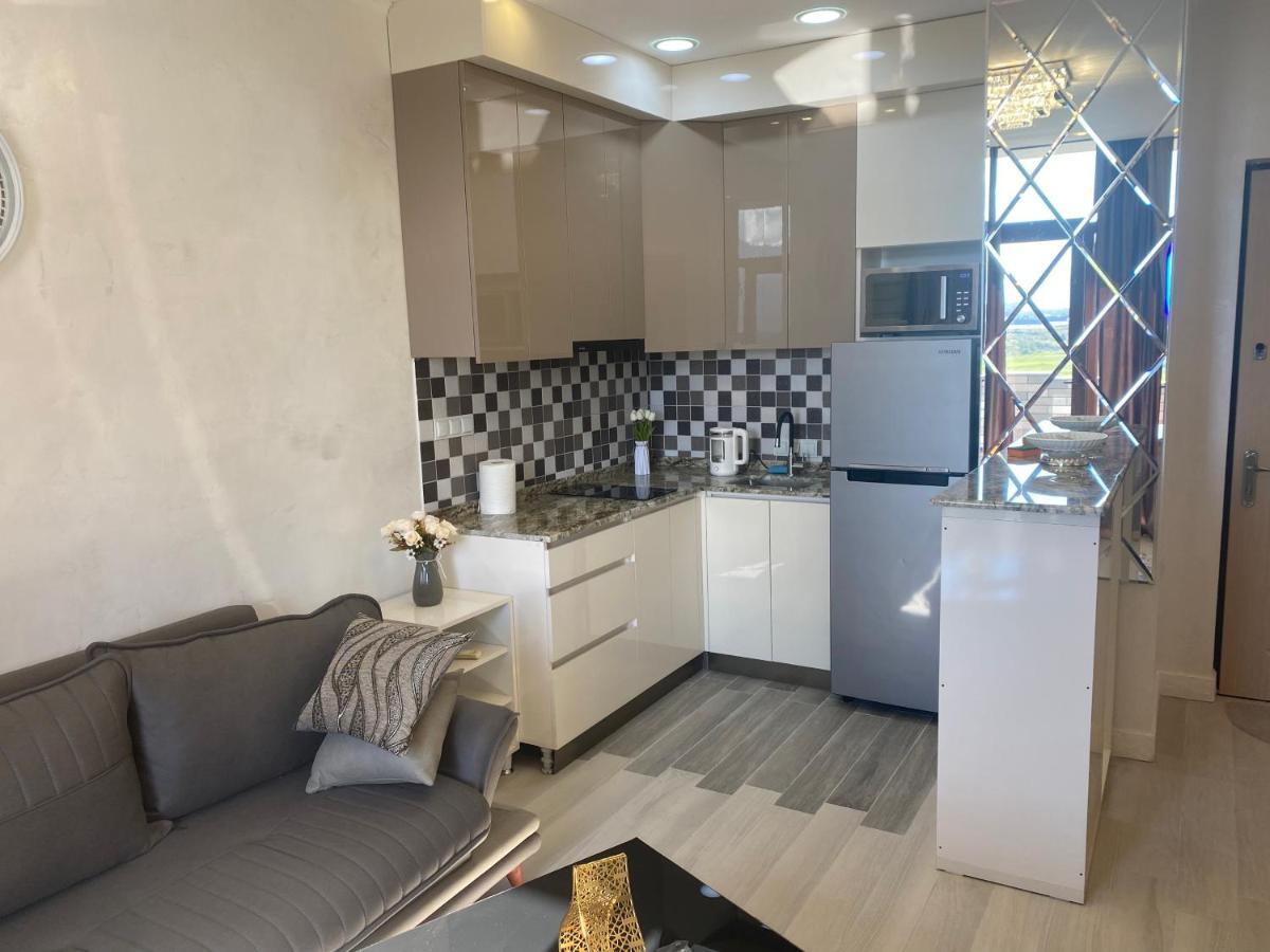 Jasmine Apartment In New Bulvar Batumi Kültér fotó