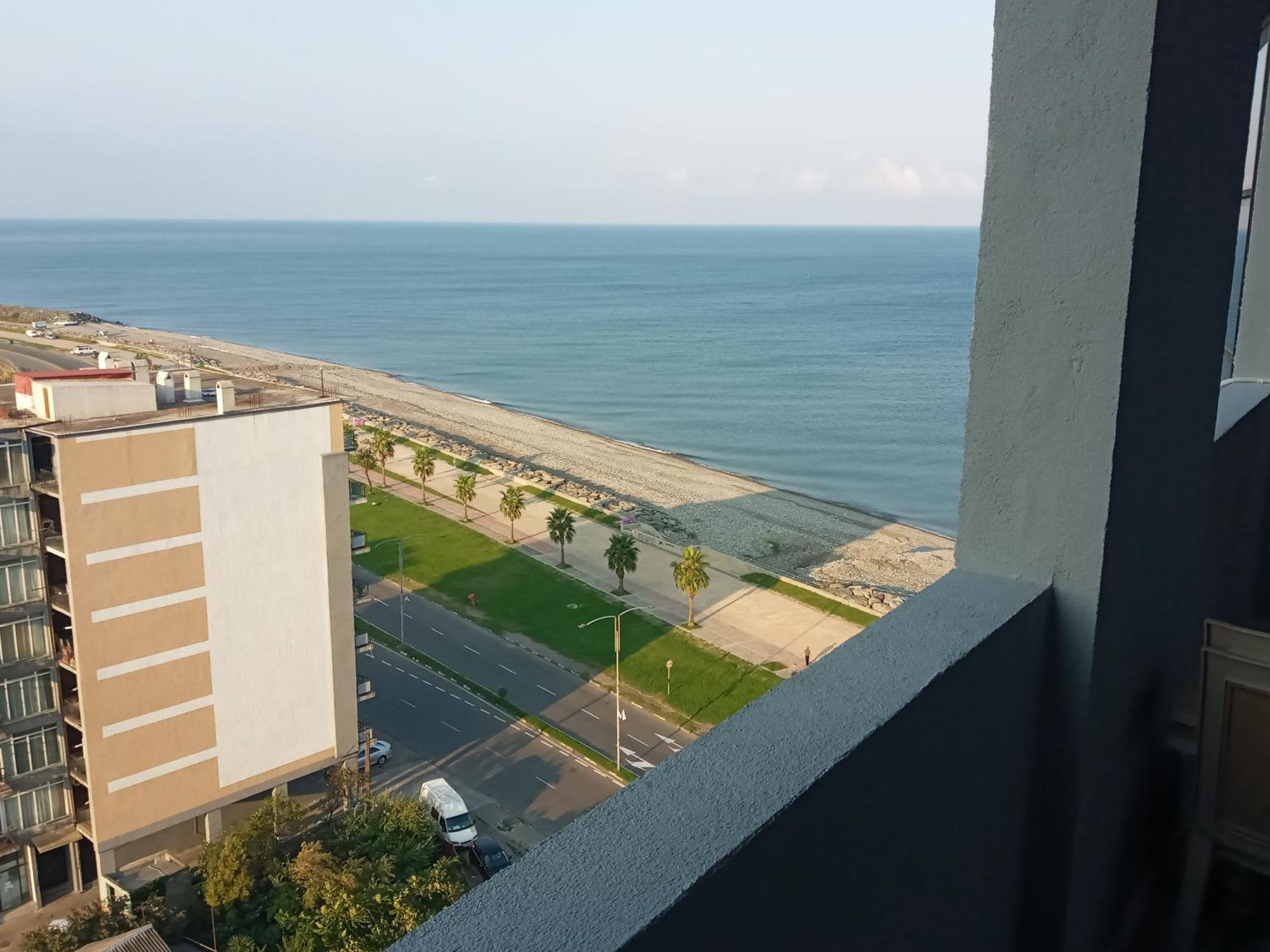 Jasmine Apartment In New Bulvar Batumi Kültér fotó