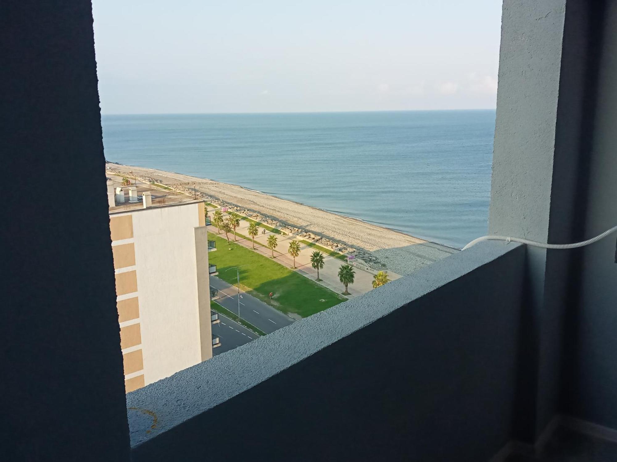 Jasmine Apartment In New Bulvar Batumi Kültér fotó